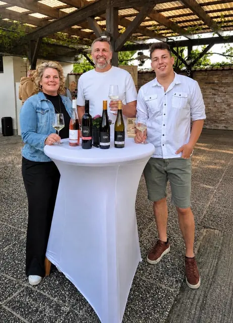 Die Familie Eisner durfte zahlreiche Interessierte in Siegendorf begrüßen.  | Foto: Weingut Eisner