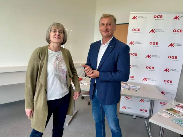 Sabina Müller von der Wirtschaftskammer und Andreas Riedl von der Arbeiterkammer in Horn. | Foto: Markus Kahrer