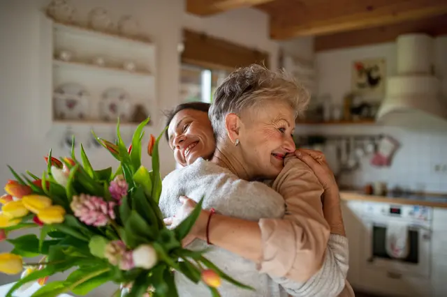 Blumen werden zum Muttertag am häufigsten verschenkt.  | Foto: Adobe Stock
