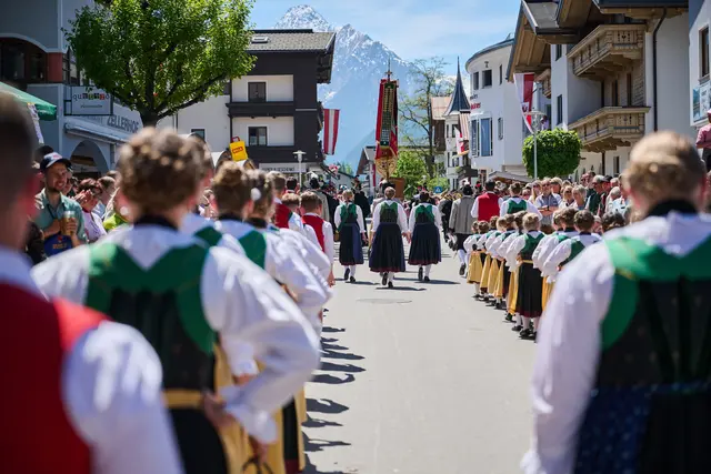 Der Gauder Sonntag beeindruckte mit dem traditionsreichen Festumzug.

