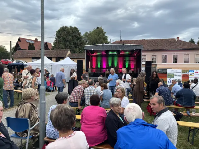 Zuschlag für alle Fans der Gruaberin: Die deutsche Kabarettistin kommt auch am 23. Juli nach Henndorf.   | Foto: Elisabeth Kloiber