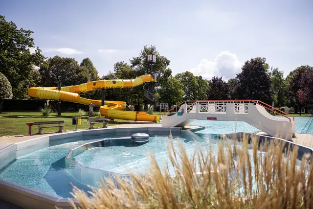 Die neue Rutsche im Weizer Schwimmbad ist für die Gäste ein besonderes Highlight. | Foto: Stadtgemeinde Weiz