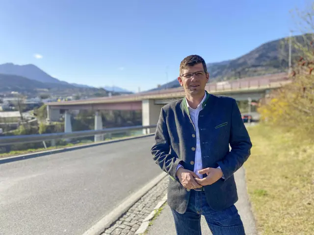 Martin Gruber: "Rund sieben Millionen Euro nehmen wir heuer für die Sanierung und Neuerrichtung von Brücken in die Hand." (Archivfoto) | Foto: Büro LR Gruber