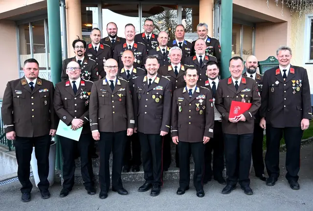 Im Rahmen der Versammlung kam es zu zahlreichen Ernennungen, Beförderungen und Auszeichnungen verdienter Kameraden. | Foto: BFV Leoben – Tomsits