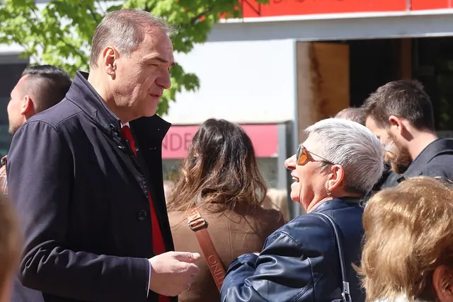 Landesrat Leonhard Schneemann suchte das Gespräch mit der Bevölkerung. | Foto: SPÖ Pinkafeld