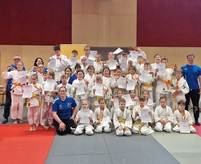 15 Goldmedaillen heimste der Nachwuchs von Judo Jennersdorf bei den burgenländischen Landesmeisterschaften ab.  | Foto: Judo Jennersdorf