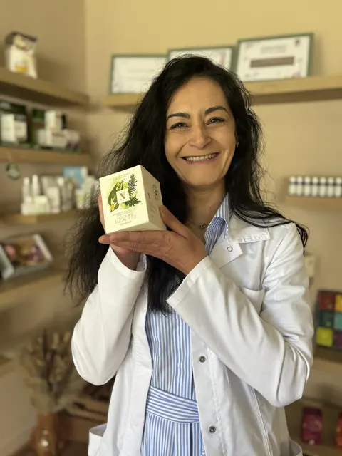 Hochwertige Naturkosmetik und fachliche Beratung werden von Monica Goncalves angeboten.  | Foto: Sabrina Moriggl