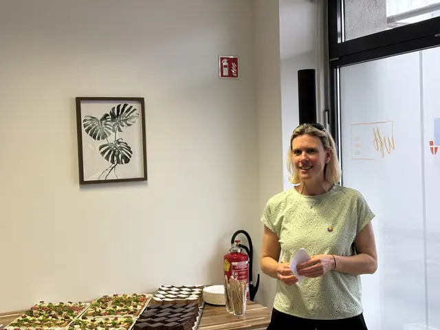 Elisabeth Dworzak-Jungherr freut sich besonders über die neuen Räumlichkeiten.  | Foto: Fabian Franz/MeinBezirk
