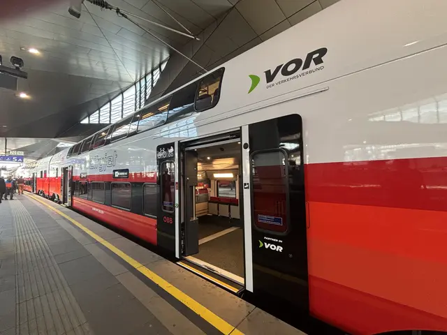 Der neue Cityjet Doppelstockzug der ÖBB. | Foto: Antonio Šećerović/MeinBezirk