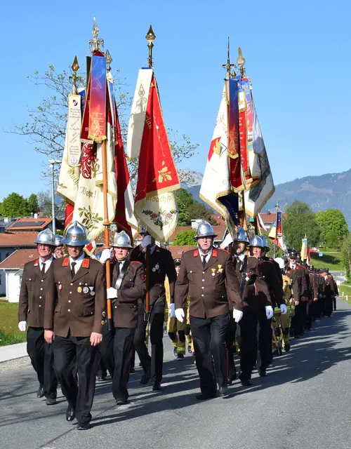Die Freiwillige Feuerwehr Angerberg hatte am 2. Mai gleich in mehrerlei Hinsicht Grund zum Feiern.  | Foto: Andreas Perthaler