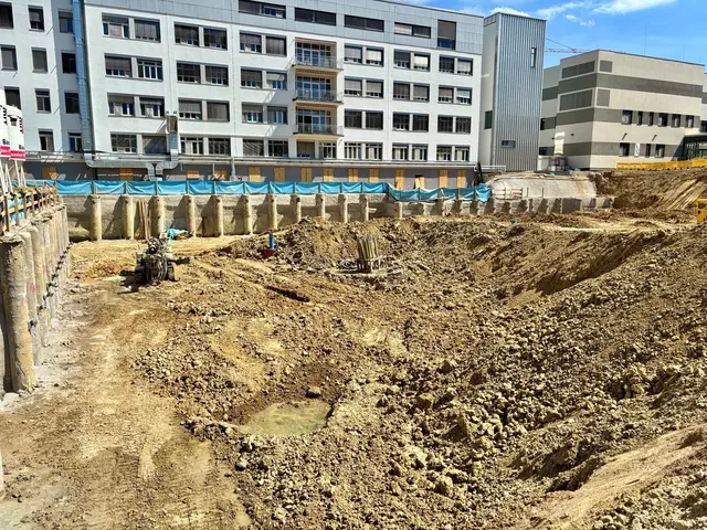Die Arbeiten für das neue Herzstück der Klinik Favoriten haben begonnen.  | Foto: Harald Schuster/BV 10