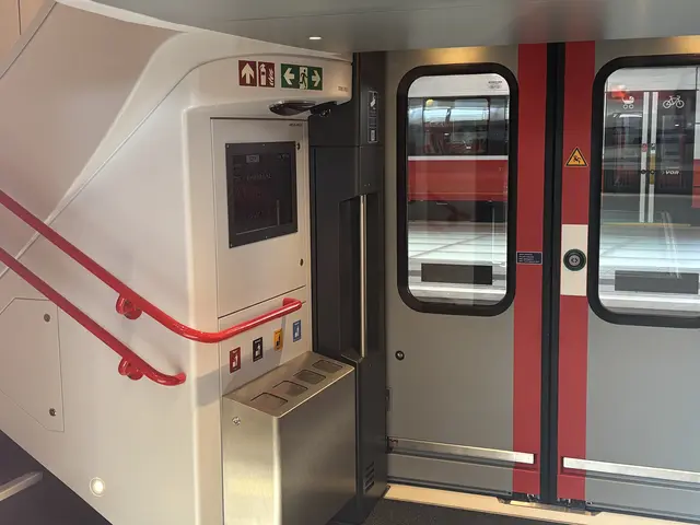 Der neue Cityjet Doppelstockzug der ÖBB. | Foto: Antonio Šećerović/MeinBezirk