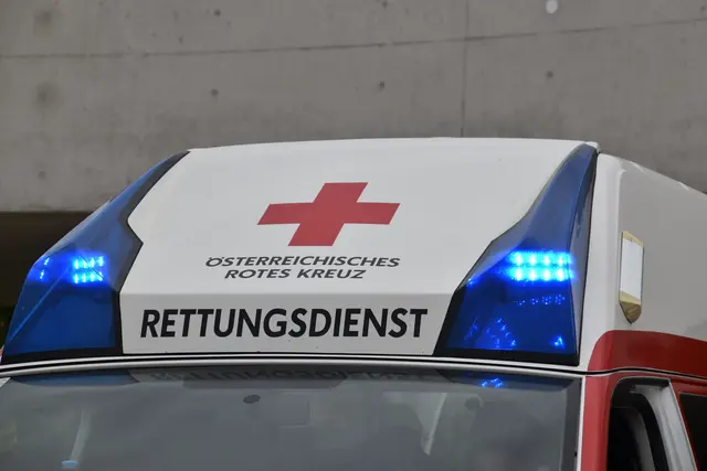 Besucherinnen und Besucher erhalten Einblicke in die vielfältigen Aufgabenbereiche des Roten Kreuzes. | Foto: Preineder