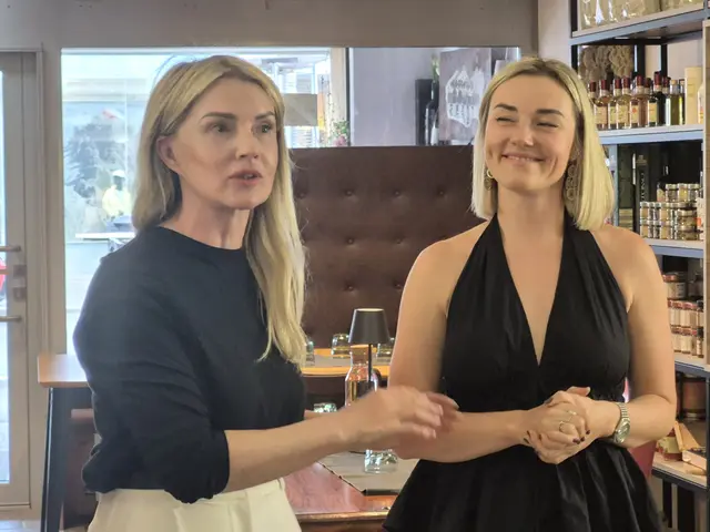 Sabine Krenn ist stolz auf ihre Tochter Denise und mietet sich ebenso bei ihr ein | Foto: Andrea Stelzer