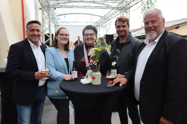 Villacher Fasching war auch vertreten: Peter Samselnig, Nicole Glanznig, Sonja Glanznig, Stefan Gaggl und Gildenkanzler Karl Glanznig | Foto: MeinBezirk/Chiara Kresse