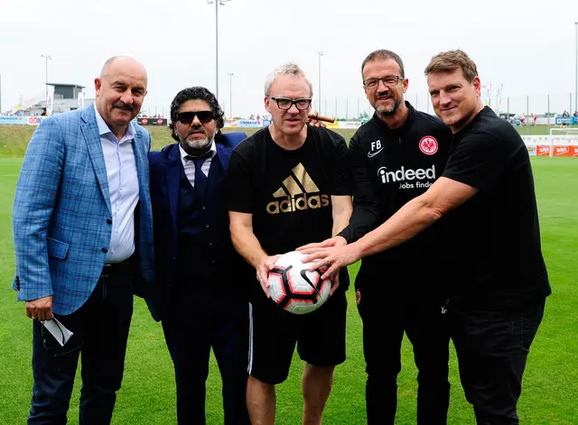 Stani Tschertschessow, Diego Maradona alias Abi Atici, Ralph Schader, Fredi Bobic und Andreas Herzog | Foto: Schopper