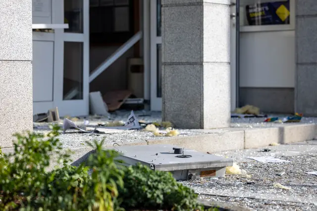 In Neustift wurde in der Nacht auf Mittwoch der Bankomat der örtlichen Raiffeisenbank gesprengt. | Foto: Fotokerschi/Flanz Plechinger