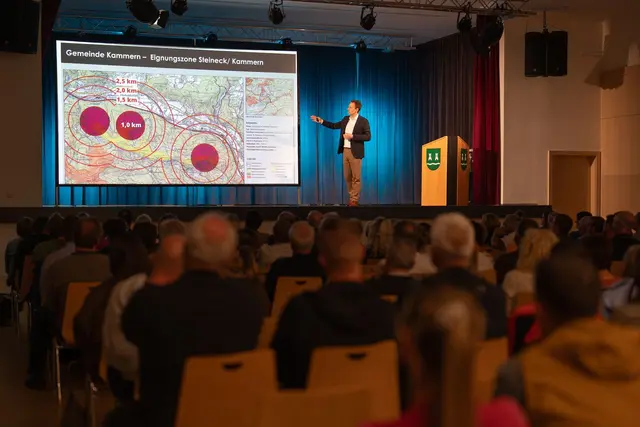 Ein Info-Abend der Initiative in Kammern zog mehr als 200 Interessierte aus der ganzen Region an. | Foto: Verein „Für ein lebenswertes Liesingtal“