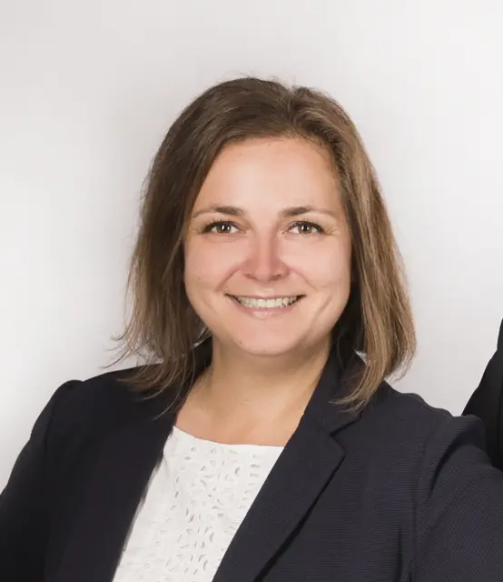 Nina Darnhofer, Tourismusverband Oststeiermark, Info- &amp; Servicestelle Weiz: "Im Sommer bietet die Region in um Weiz viele Ausflugsmöglichkeiten". | Foto: Fotoladen Lola