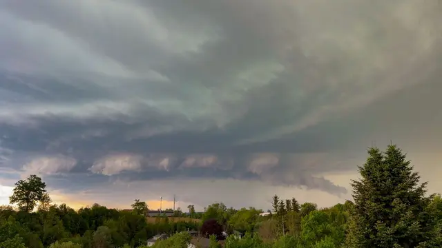 Die Wolken formierten sich. | Foto: Doms/Fotokerschi