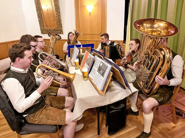 Die Volksmusik nimmt Aufschwung im Strudengau! Bis Jahresende stehen monatlich Auftritte in Bad Kreuzen, Grein und Waldhausen an. | Foto: Markus Pöcksteiner