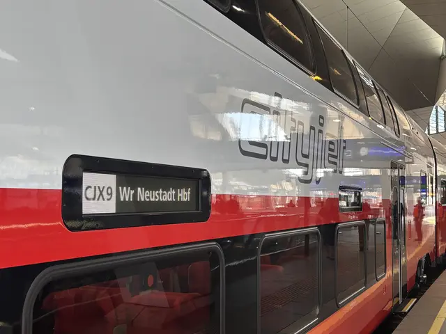 Der neue Cityjet Doppelstockzug der ÖBB. | Foto: Antonio Šećerović/MeinBezirk