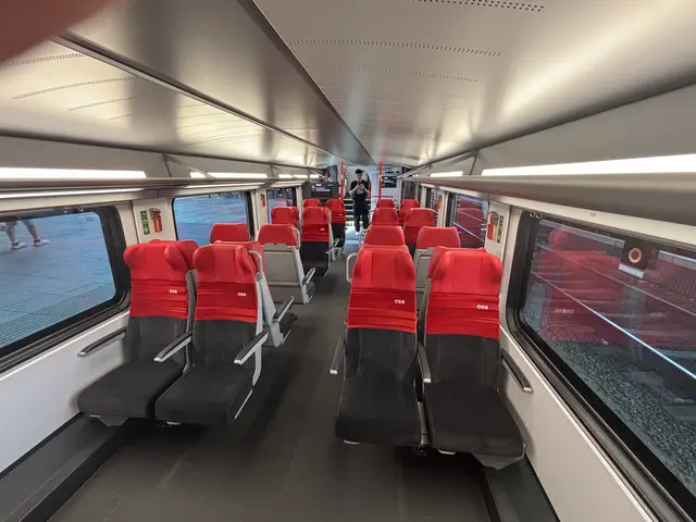 Der neue Cityjet Doppelstockzug der ÖBB. | Foto: Antonio Šećerović/MeinBezirk