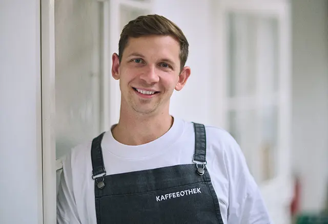 Nathanael Leiss startete in der Kaffeeothek in Wels und startet nun bei der Cup Taste Weltmeisterschaft in Bangkok. | Foto: Kaffeeothek Wels