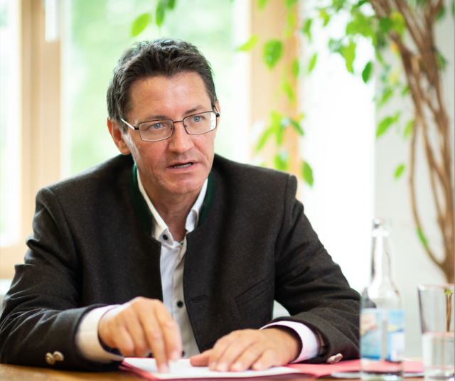 LK-Präsident Siegfried Huber fordert nach dem Waldbrand im Lesachtal volle Entschädigung für betroffene Bauern. (Archivfoto) | Foto: Paul Gruber