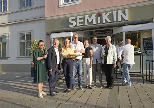 Neue hippe Brötchenbar am Hauptplatz