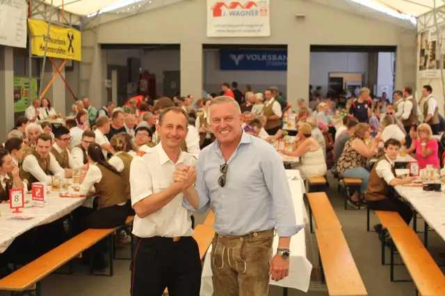 Großartiges Florianifest der FF Thondorf: Auch Landeshauptmann Kunasek schaute vorbei