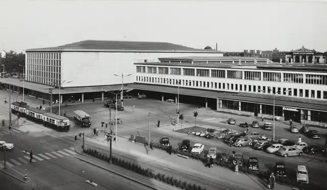Der einstige Südbahnhof stand dort, wo sich heute der Erste Campus befindet. | Foto: Paul Ledermann/Wien Museum