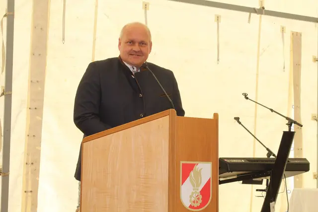 Bürgermeister Gerald Wonner bedankte sich bei seinem Grußworten für den Einsatz bei den Kamerdinnen und Kamerden der FF Thondorf aber auch dafür wie sie das Gemeindeleben in der Marktgemeinde Gössendorf in vielen Bereichen ungemein bereichern. | Foto: FF Thondorf