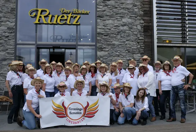 Jeweils am ersten Samstag im Monat findet das sogenannte Westernfrühstück beim Bäcker Ruetz statt.  | Foto: Firewings Kematen