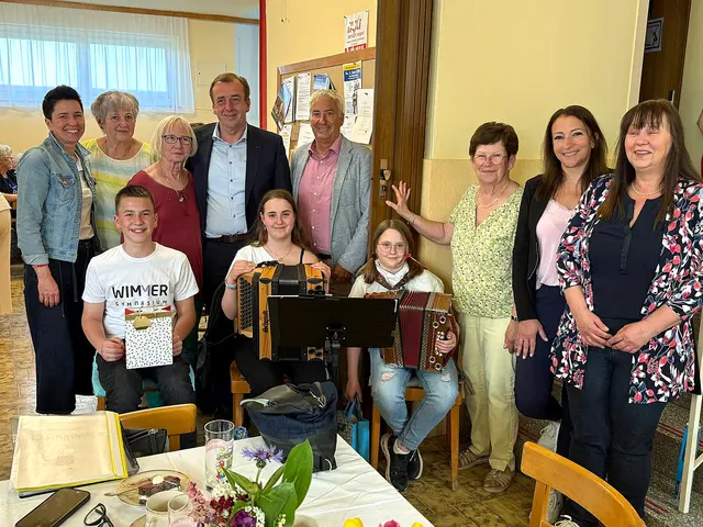 Die Pensionisten Oberwart luden zur Muttertagsfeier. | Foto: SPÖ Oberwart