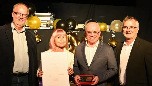 Wirtschaftsmedaille für Karl Thumfarth aus Grünbach