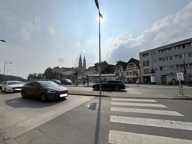 Kritik von Fahrgästen gabs für den Bus-Bahnhof-Kierling. | Foto: MeinBezirk/Seebacher