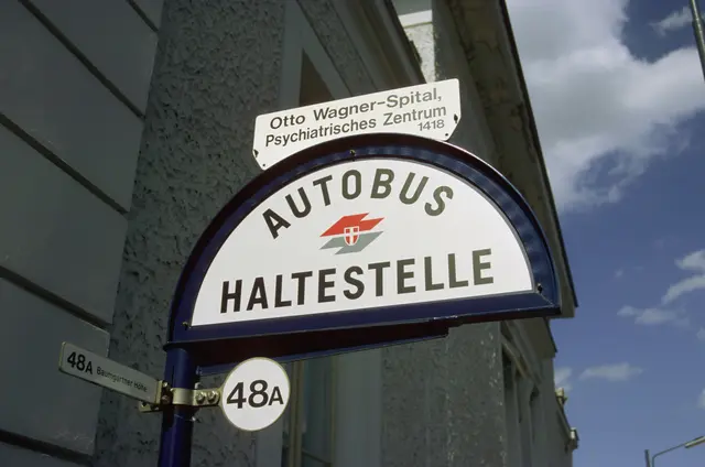 Öffi-Nutzende beurteilten Haltestellen in ganz Österreich.  | Foto: APA-Images / Gredler-Oxenbauer Willfried / Willfried Gredler-Oxenbauer