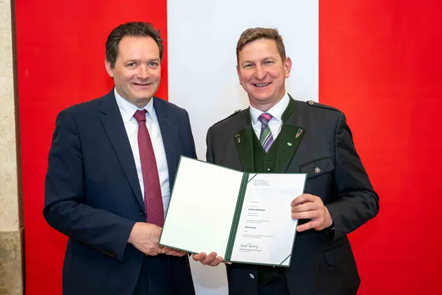 Hohe Auszeichnung für Mauterns Bürgermeister