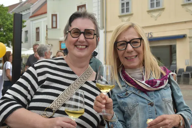 Franziska und Marcia | Foto: Julia Lirsch / MeinBezirk