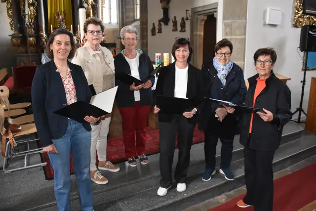 SchonSoNetten ließen Marienlieder erklingen