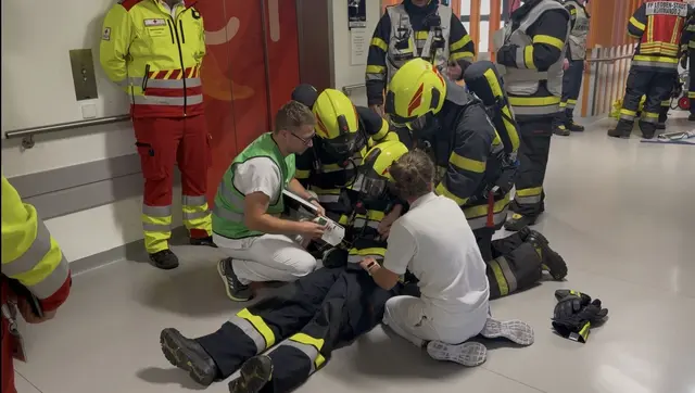 Feuerwehren und Rotes Kreuz probten den Ernstfall am LKH Leoben