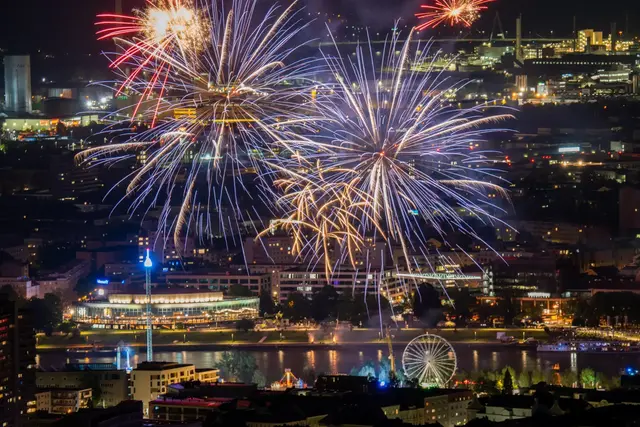 Der Ersatztermin für das Feuerwerk ist Samstag, der 9. Mai um 21.30 Uhr. | Foto: Christoph Muehlboeck