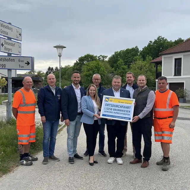 Roland Staudinger, Vbgm. Johannes Scherndl, DI Gernot Kampl, LAbg. Silke Dammerer, Herbert Sterkl, Bgm. Leopold Gruber-Doberer, Bgm. Martin Berger, LAbg. Richard Punz | Foto: VP Bezirk Melk