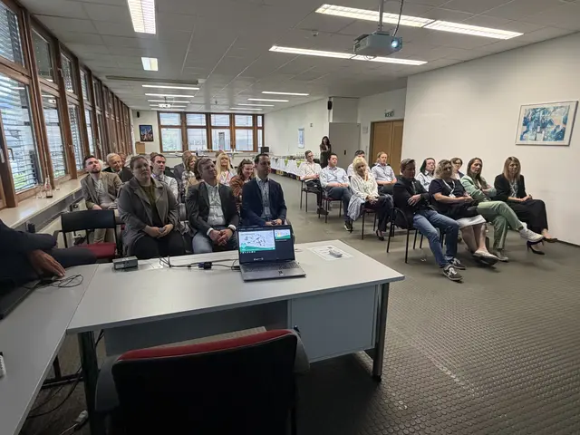Unter dem Titel „Bezirksforum Wirtschaft, Jobs und Standort“ werden Vertreterinnen und Vertreter aus Wirtschafts- und Gesellschaftsbereichen, eingeladen, gemeinsam  Ideen und Lösungen für die Zukunft ihrer Regionen auszuarbeiten. | Foto: ÖVP