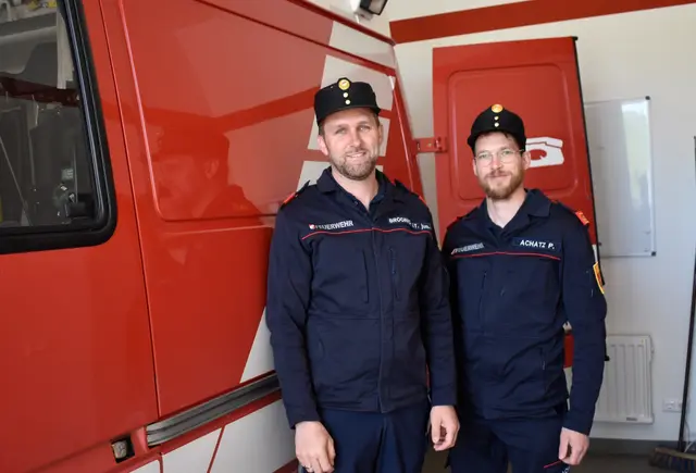 Abschnittsfeuerwehrkommandant Stefan Brodnig (Freiwillige Feuerwehr Haimburgerberg, li.) und sein Stellvertreter Patrick Achatz (Freiwillige Feuerwehr St. Margarethen ob Töllerberg) | Foto: MeinBezirk.at/Petra Lammer