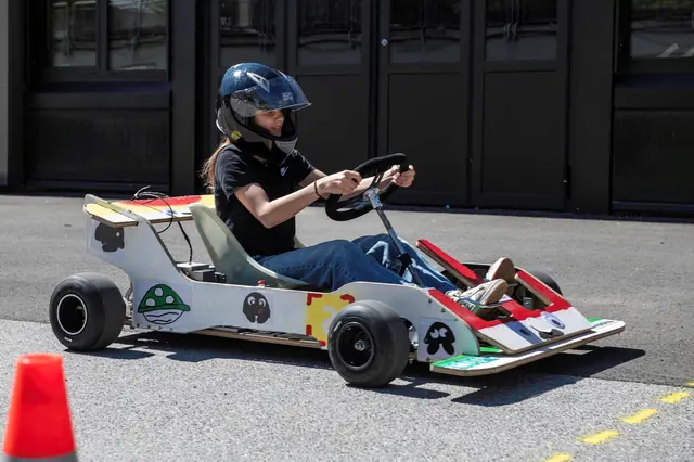 Schüler bauen E-Kart - von der Idee bis zur öffentlichen Präsentation