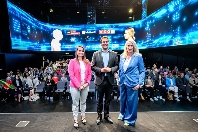 Julia Eisner, Staatssekretär Alexander Pröll, Vera Sares. | Foto: Imre Antal