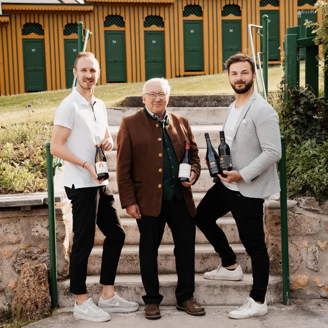 Ortswein Tattendorf, Teesdorf und Oberwaltesdorf. | Foto: Anna Fellner Fotografie