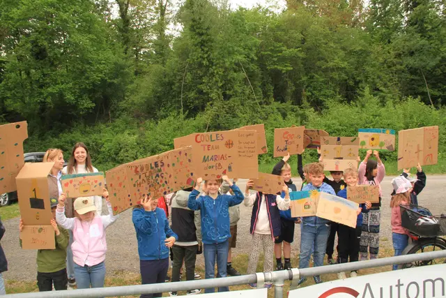Heimvorteil hatte die VS Mariasdorf - sie wurde tatkräftig von den Mitschülerinnen und Mitschülern angefeuert. | Foto: Peter Seper